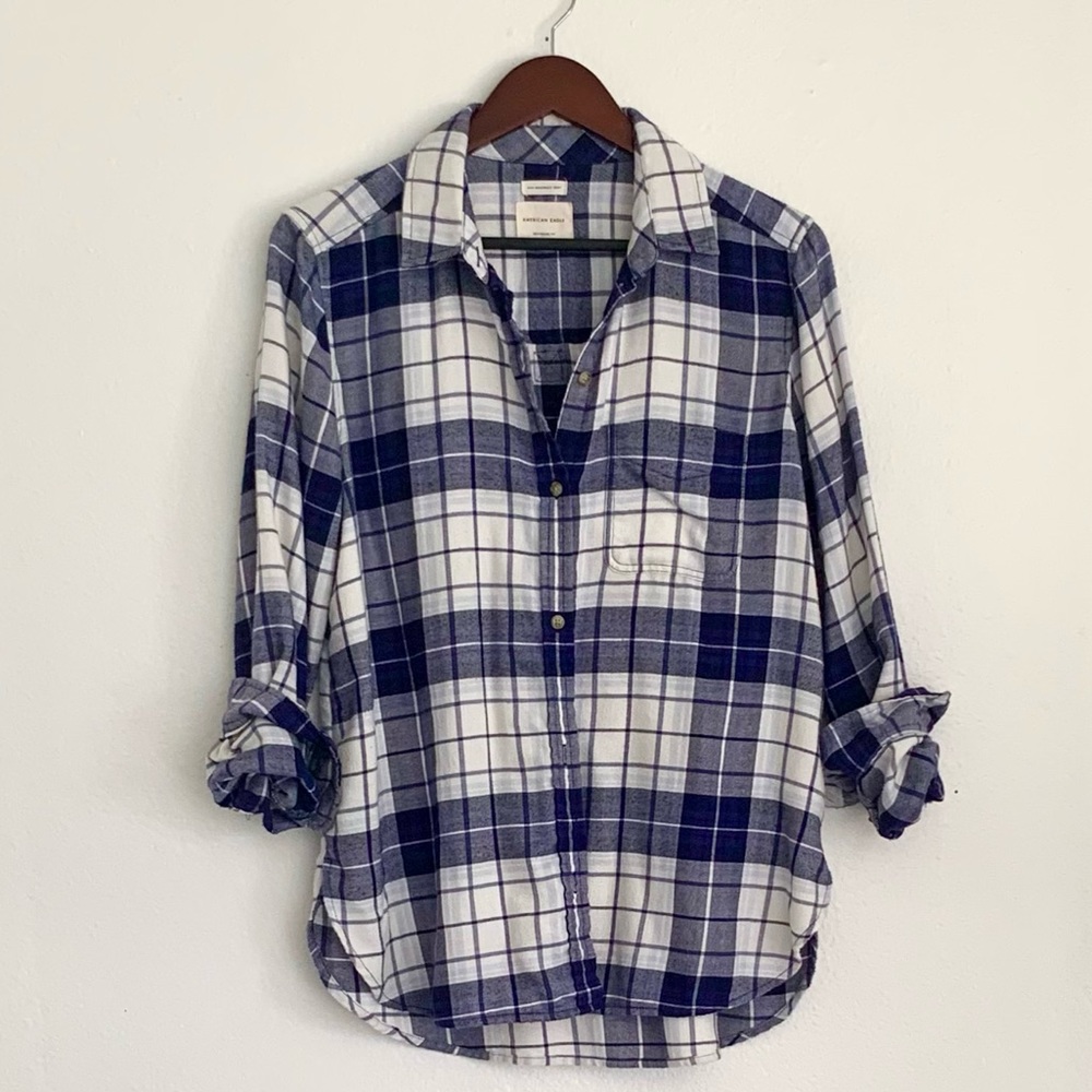 American Eagle Plaid Button Down Shirt